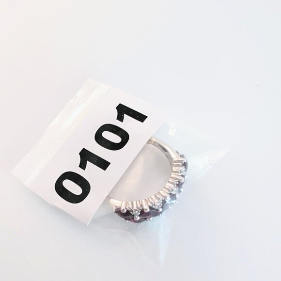 Sterling Silver Band Ring With Cushion Checkerboard Cut Rhodolite Garnet Size 9 - Picture 11 of 11